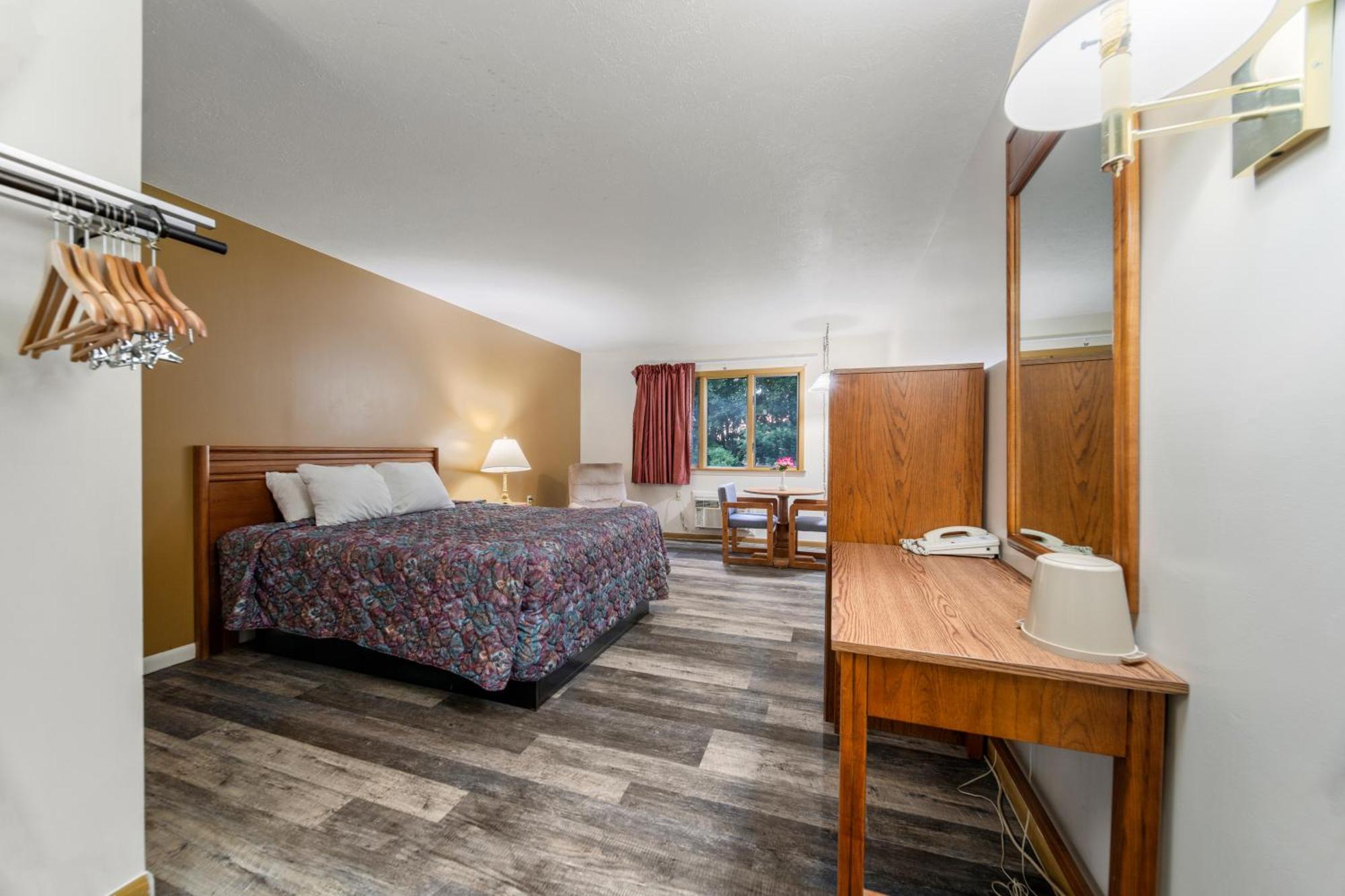 Executive Inn Cass City Bagian luar foto