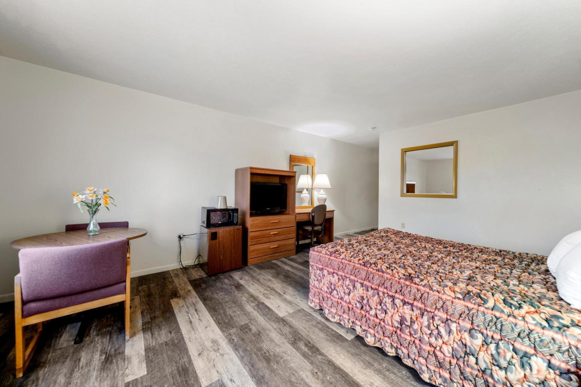 Executive Inn Cass City Bagian luar foto