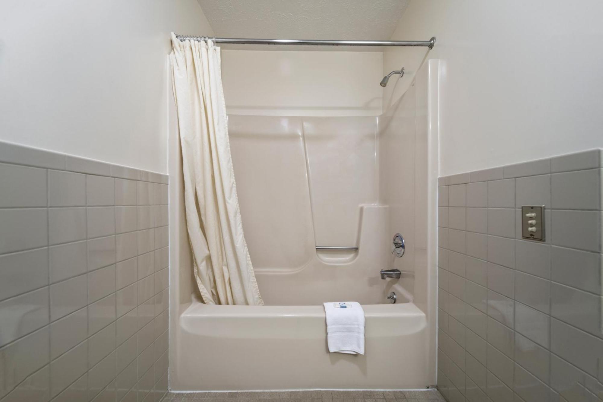 Executive Inn Cass City Ruang foto